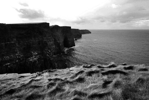 27/74 Cliffs of Mother, Ballysteen. Comté de Clare. Irlande.